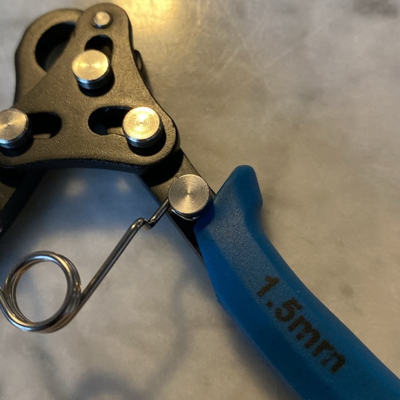 1-Step Looper - Jewelry Making Tool - Picture 3 of 3